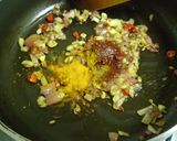 A picture of step 3 of Sarson Da Saag.