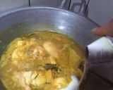 Foto langkah ke 4 dari resep Opor ayam bumbu kuning.
