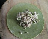 A picture of step 6 of Palak Paneer Paratha.