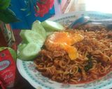 Foto langkah ke 2 dari resep Mie Rebus Sukses Isi 2.
