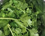 A picture of step 6 of Spinach and potato dry curry.