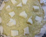 Foto del paso 3 de la receta: Tarta de zucchini, cebolla, alioli y queso
