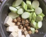 Hình bước làm 1 của món Canh mướp nấm rơm (chay)