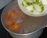 Foto langkah ke 4 dari resep Sop Oyong Wortel.