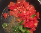 Olasz paradicsomos tészta parmezánnal recept fázis 2 fotója