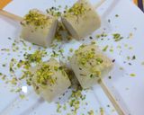 A picture of step 6 of Casar pista Malai kulfi.