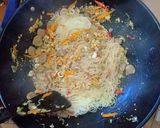 Foto langkah ke 6 dari resep Bihun Goreng Seafood.