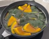 A picture of step 2 of Pumpkin In Syrup (Thai Dessert).