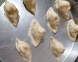A picture of step 5 of Cheese samosa.