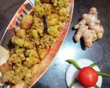 A picture of step 8 of Aloo gobi Masala.