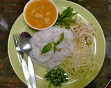 รูปขั้นตอนการทำที่ 1 ของ ขนมจีนน้ำยาจากเนื้อไก่