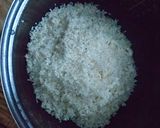 Foto langkah ke 1 dari resep Nasi kuning praktis.