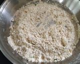 A picture of step 1 of Punjabi Missi Roti.