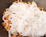 Hình bước làm 3 của món Bún trộn sả