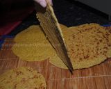 A picture of step 8 of Flax seed Naan Bread.