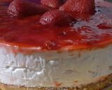 Foto del paso 4 de la receta: Cheesecake de frutilla 🍓