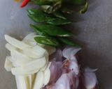 Foto langkah ke 2 dari resep Tumis Cumi-cumi Cabe Ijo.