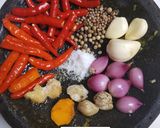 Foto langkah ke 1 dari resep Lele Kuah Pedas.