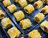Gambar langkah 6 resipi Tart Nenas Gulung Kelapa Parut.