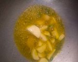 A picture of step 2 of Aloo methi.