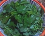 Foto langkah ke 1 dari resep Sayur Bayam simple.