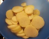 Foto del passaggio 1 della ricetta Gratin di patate