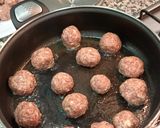 Foto del paso 4 de la receta: Albóndigas con salsa de setas 🍄