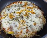 Foto del paso 2 de la receta: Pizza de calabacín en sartén