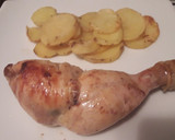 Foto del paso 11 de la receta: Pollo relleno c/salsa de champiñones y papas al horno