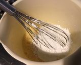 Une image de l'étape 4 de Flan pâtissier aux pêches de vigne.