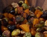 Foto del paso 8 de la receta: Coles de Bruselas con anco, nueces y arándanos