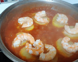 Foto del paso 5 de la receta: Recuerdo de infancia: patata con langostinos y huevos