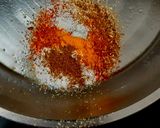 भरवाँ बैंगन और आलू की सब्जी (bharva baingan aur aloo ki sabzi recipe in Hindi) रेसिपी चरण 1 फोटो