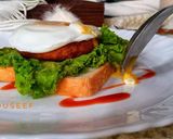 A picture of step 10 of Poach egg sandwich.