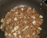 A picture of step 2 of Cheesy Goulash.