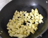 A picture of step 1 of Sauteed Potatoes.