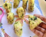 A picture of step 2 of Poha roti tikki.