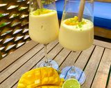 Une image de l'étape 3 de Smoothie ou glace des îles mangue, coco, citron vert et rhum.