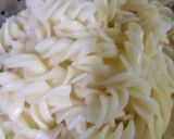 A picture of step 1 of Pasta in red sauce.