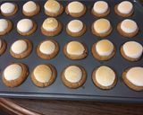 A picture of step 10 of Peanut butter Smore cookies.