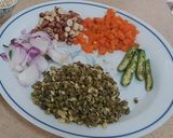 A picture of step 1 of Masala oats.