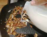 Foto langkah ke 9 dari resep Beef Steak Saus Jamur Ala Rumahan.