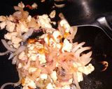 A picture of step 2 of Chicken chowmein.