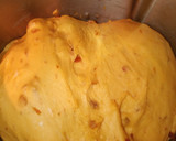 Foto del paso 4 de la receta: Pan con trocitos de chorizo