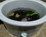 Foto langkah ke 1 dari resep Bubuh Injin alias Bubur Ketan Hitam mix Kacang hijau.