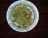 صورة لخطوة 2 من وصفة بيتزا