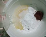 Foto langkah ke 5 dari resep Double Choco Mochi Strawberry.