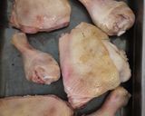 Hagymás sült csirkecomb recept fázis 2 fotója