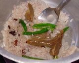 झणझणीत मटण रस्सा | मटणाचा रस्सा (Mutton Rassa Recipe in Marathi) रेसिपी स्टेप 2 फोटो 