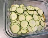 Une image de l'étape 11 de Gratin de courgettes et pommes de terre au lomo et roquefort.